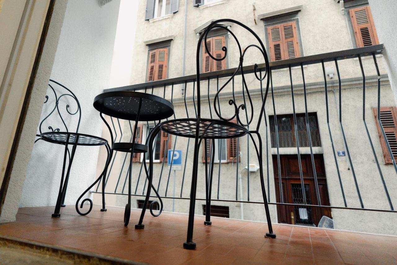 Centro Storico Moderno Trilocale Con Balcone Daire Trieste Dış mekan fotoğraf